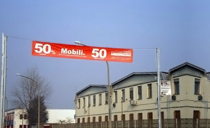 RHO - PALO 282 - via Risorgimento tra via Cervi e via Buzzi