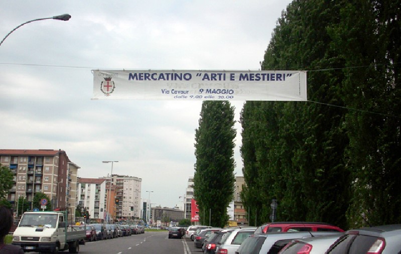 CORSICO - PALO 42 - via di Vittorio fronte Parco Giorgella