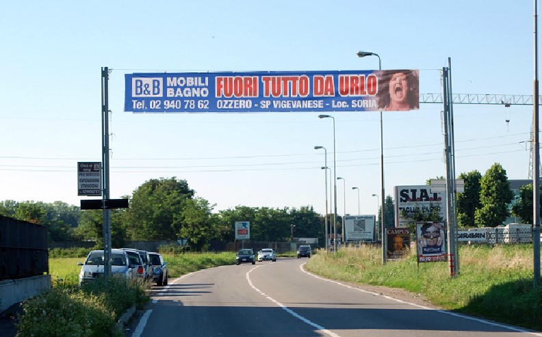 RHO - PALO 268 - Via Lainate a mt. 50 semaforo sempione